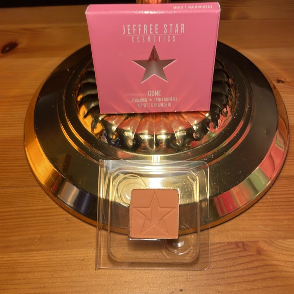 Eyeshadow Artistry Single by JEFFREE STAR COSMETICS in Cone NWT